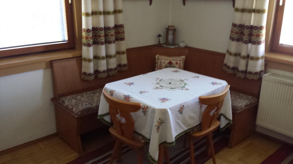 Bungalow Moewe Portschach am Worthersee Ruang foto